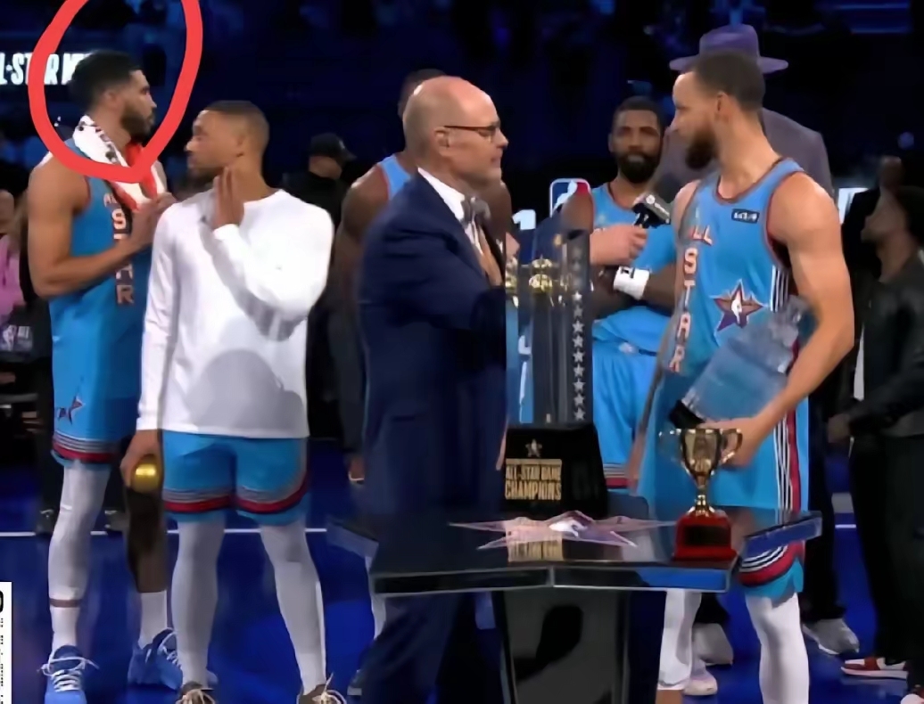 爱游戏-塔图姆焦点对战,詹姆斯与70激战德国队分钟,领先优势明显胜负难料!再创辉煌时刻(科比vs詹姆斯的比赛)